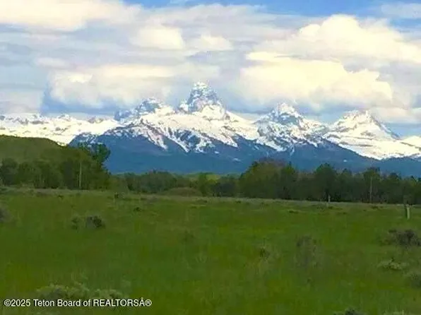 10187 N End Trl, Tetonia, ID 83424