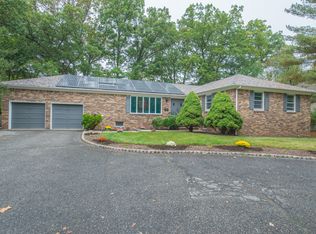 145 E Northfield Rd, Livingston, NJ 07039