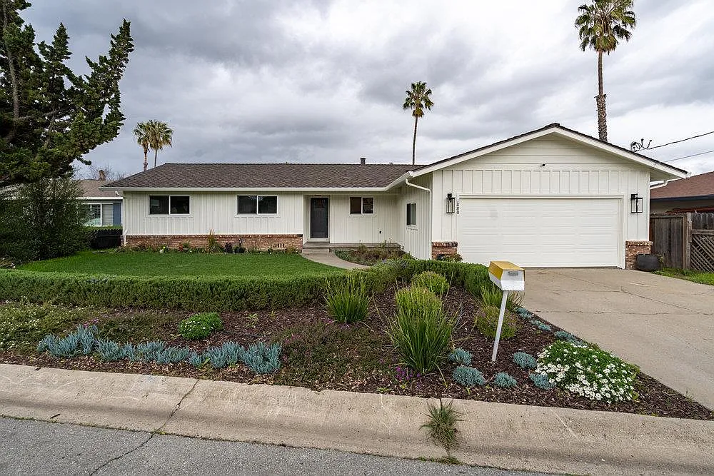 1880 Hermosa Way photo 1