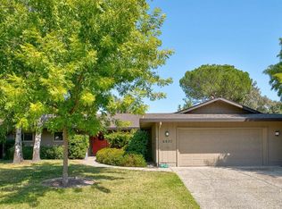 6827 Coachlite Way, Sacramento, CA