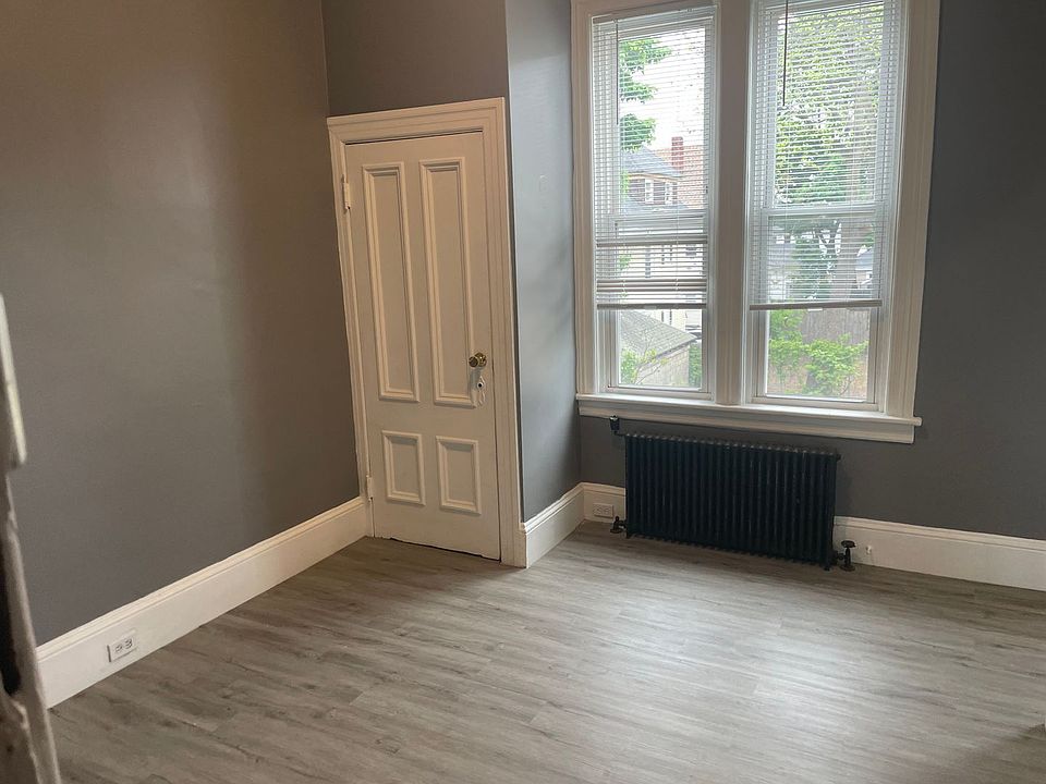 1st image of 163 Elmwood Ave APT 5