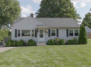 51 Wilcox Rd, Middletown, CT 06457