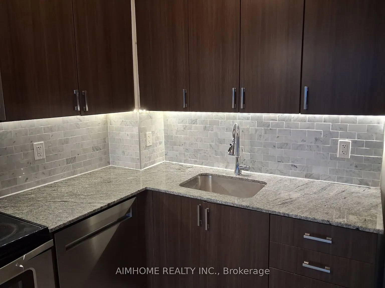 1 bed, $2,100 — Photo 2