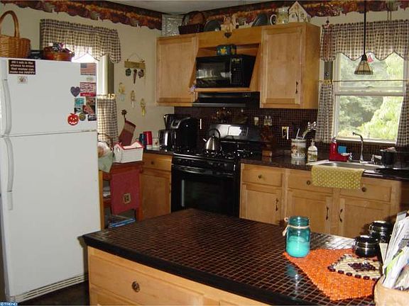 4th image of 312 E Laurel Ave