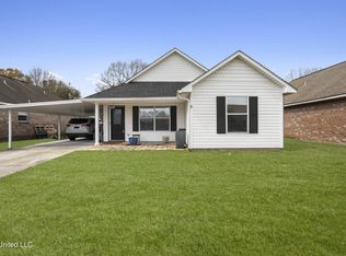 10389 Cottage Ct, Diberville, MS 39540