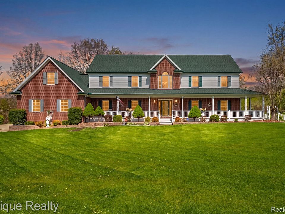1st image of 6495 Country Lane Dr