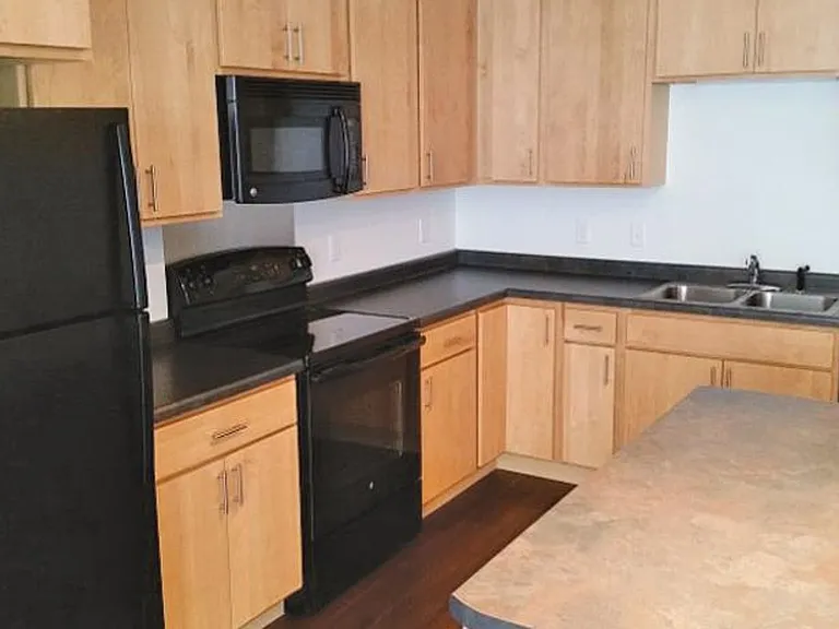 Fourth Street Co-op Apartments — Photo 64