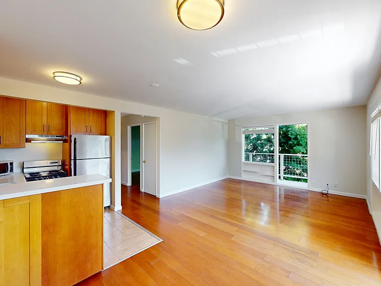 240 Cumberland St #104 — Photo 4