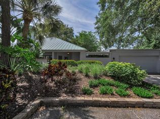 10497 Longwood Dr, Seminole, FL 33777