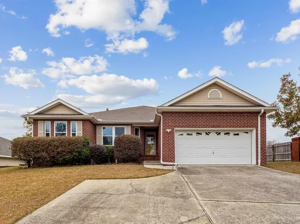 10241 Crest Ridge Dr, Pensacola, FL 32514