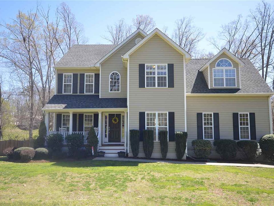 1st image of 629 Fairlane Dr
