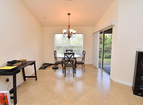 3rd image of 1041 Alcalde St E