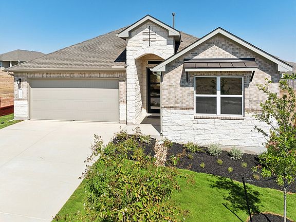 3rd image of 116 Salado Creek Trl