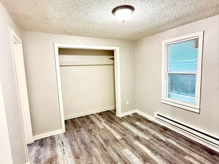2619 E Willamette Avenue — Photo 30