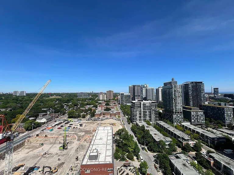 10 Oak St #1702 — Photo 8