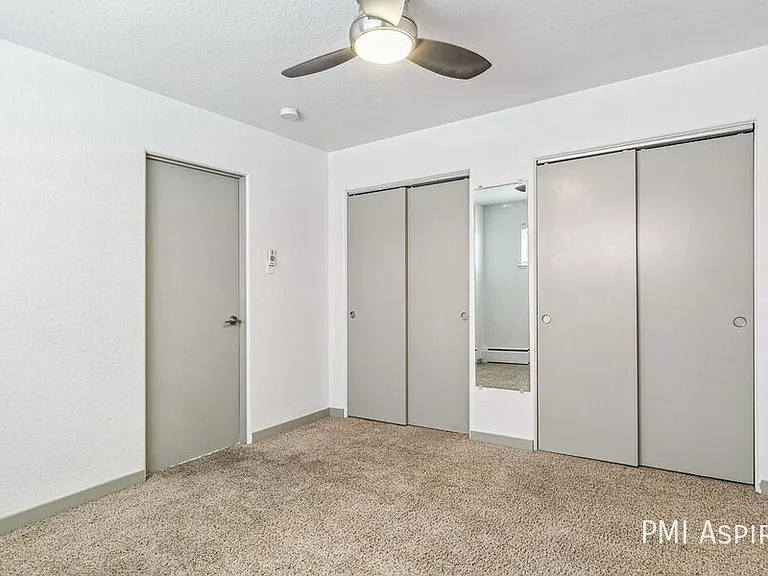 59 N Ogden St #10 — Photo 10