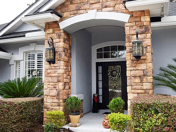 3rd image of 3753 Berenstain Dr