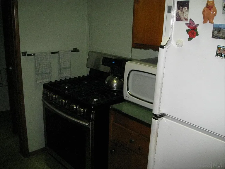4211 Lafayette Pl — Photo 26