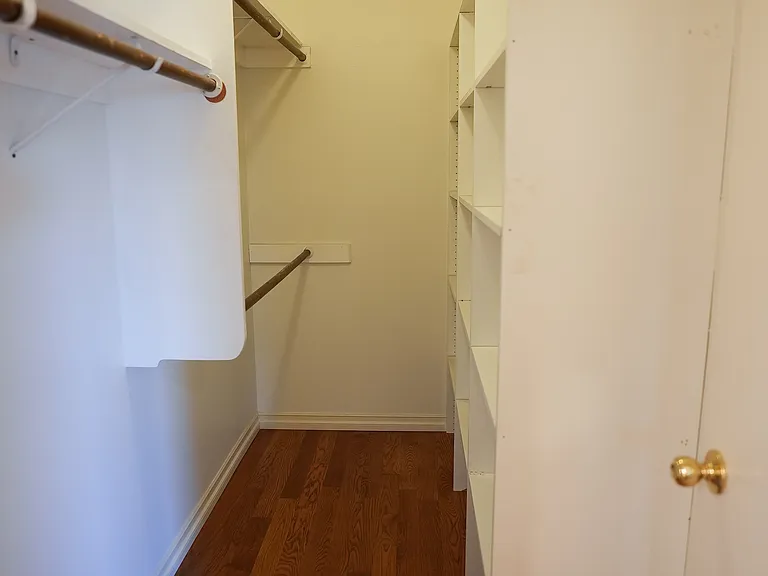 18129 Hatteras St — Photo 19