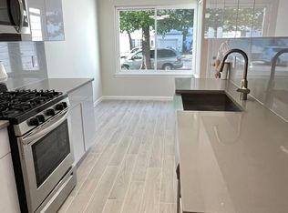 182 Forest Grn, Staten Island, NY