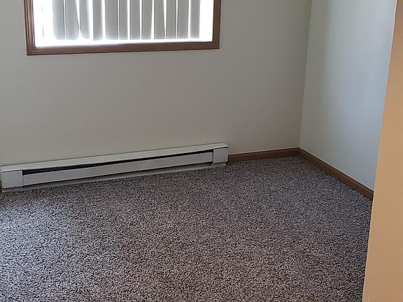 5th image of 401-403 N Glendale Ave #17235123
