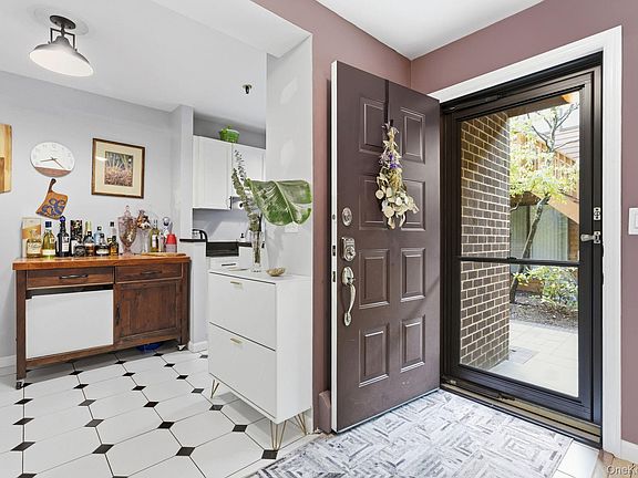 4th image of 15 Greenridge Avenue #3