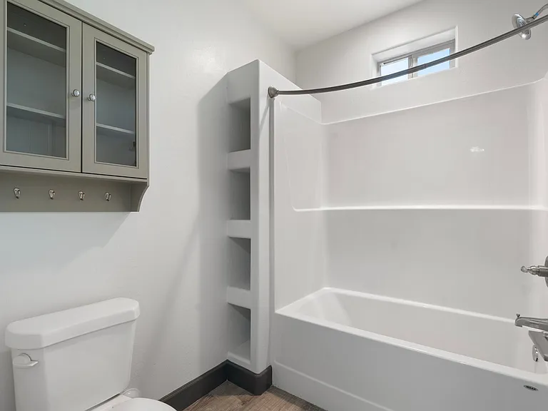 521 E Mission Ln N #LUXURY 1BD — Photo 6