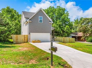 14 Jayson Ln, Winston Salem, NC 27114