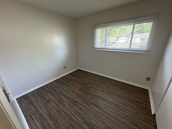 Bedroom_1 (44)_09122024