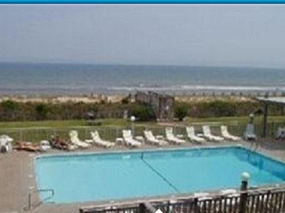 Pool oceanview