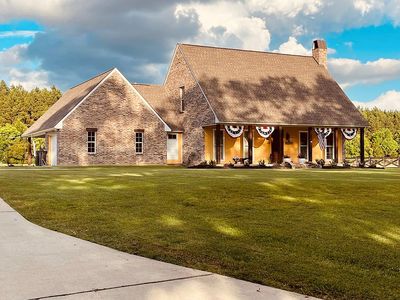 1049 Midway Rd, Slaughter, LA, 70777