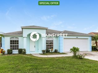 5705 33rd Dr E, Palmetto, FL 34221