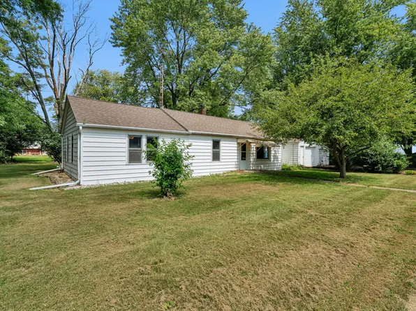 211 E Lincoln St, Reddick, IL 60961