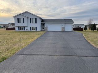 2263 Falcon Crest Ct, Mosinee, WI 54455
