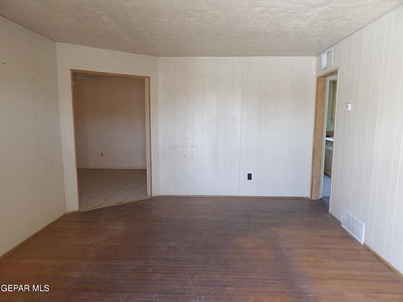 2nd image of 327 George Orr Rd