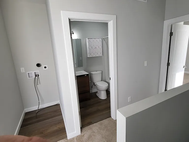 515 N Oxford St #A — Photo 9