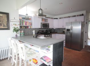 33 Melrose Ave, Pittsfield, MA 01201