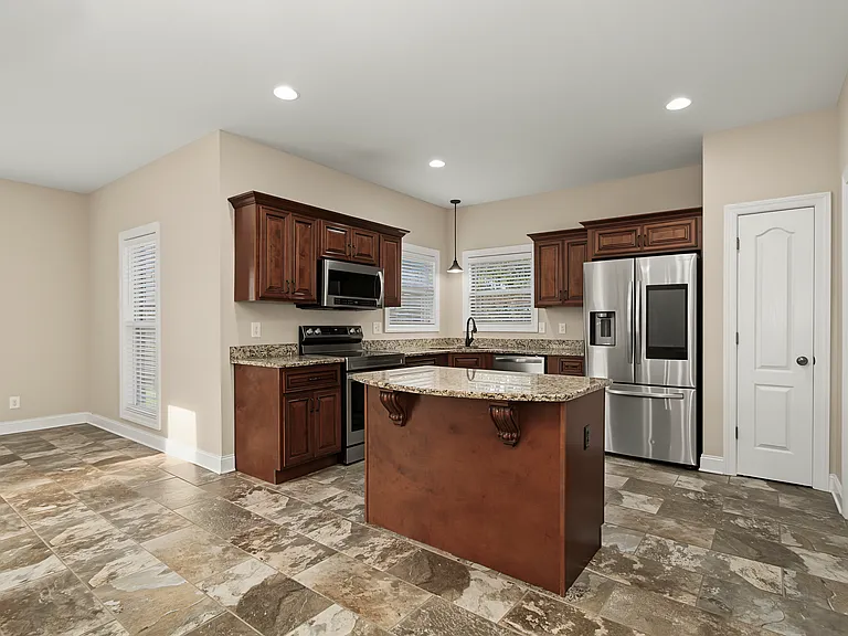 1537 Green Grove Way — Photo 14