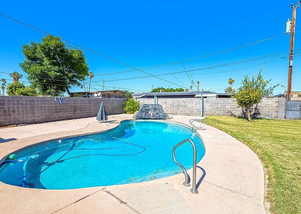 1st image of 2250 E 24th Pl