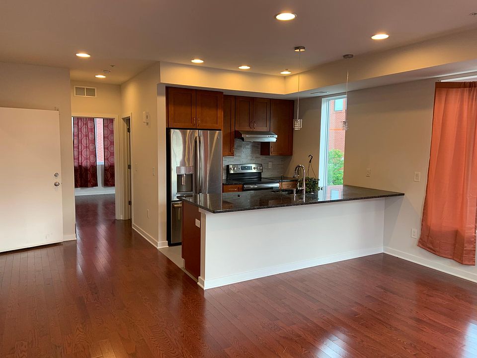 1st image of 617 N 10th St #C