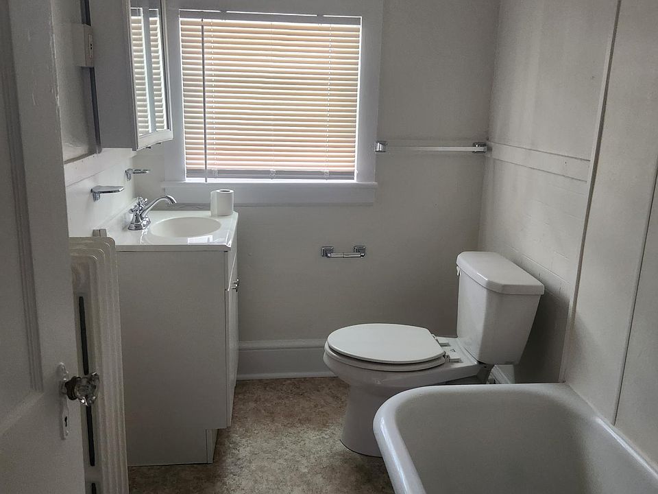 2nd image of 105 Broad St APT 6