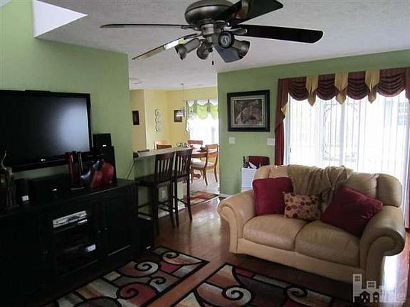 4th image of 4602 Split Rail Dr