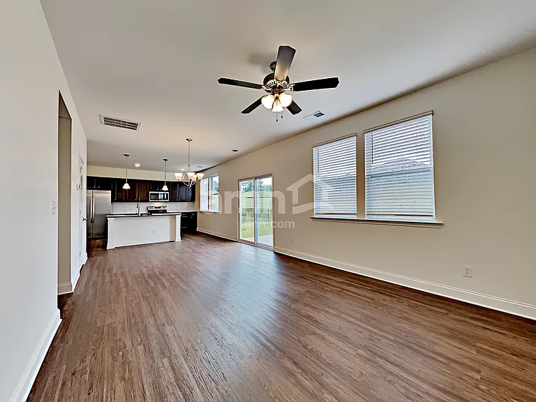157 Twin River Dr — Photo 6