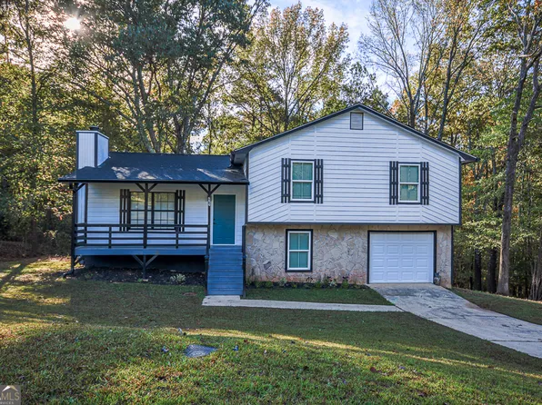 2587 Mountain Brook Ct, Douglasville, GA 30135