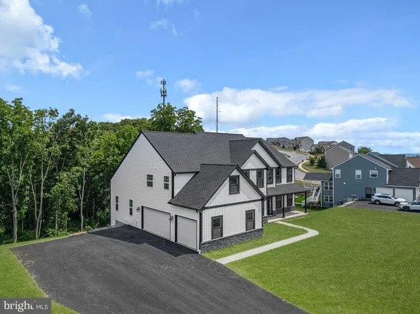 111 Portia Blvd, Kutztown, PA 19530