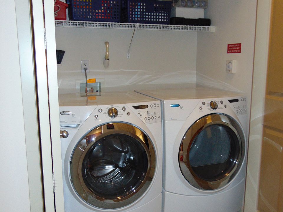 1st image of 111 108th Ave NE #312