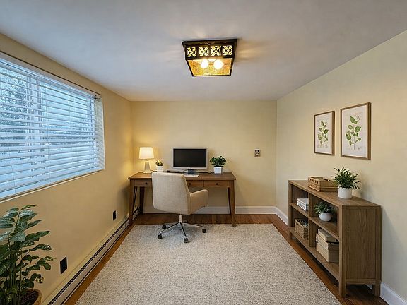 5th image of 37 Arlington Rd #1