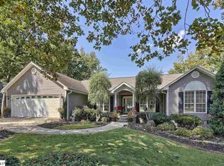 322 Hawkins Creek Rd, Greenville, SC 29609