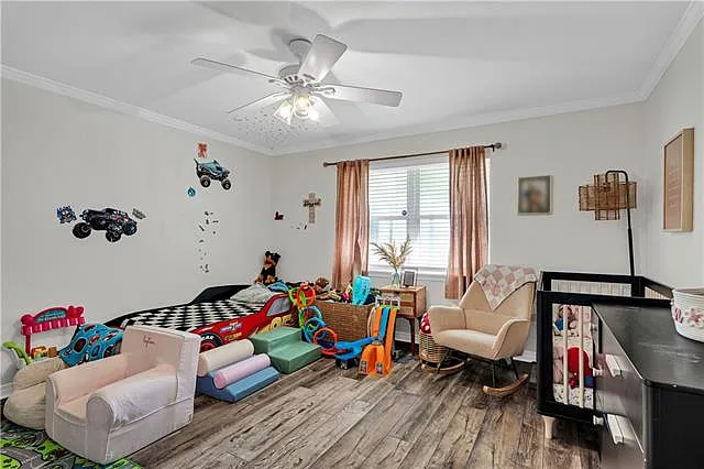 214 Dianne Dr — Photo 10