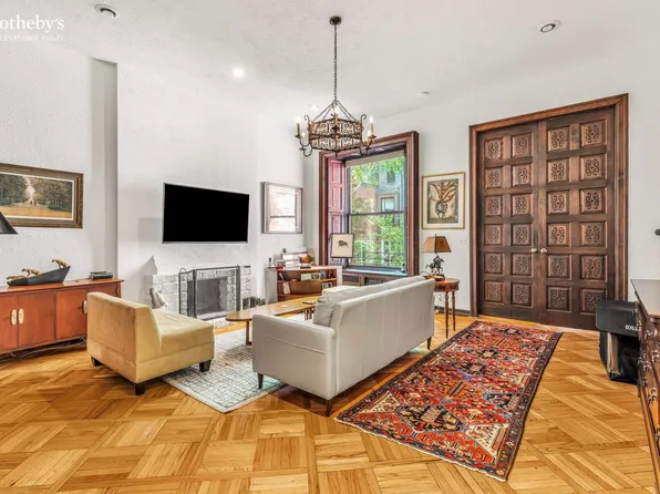 36 West 89th Street image 1 of 15